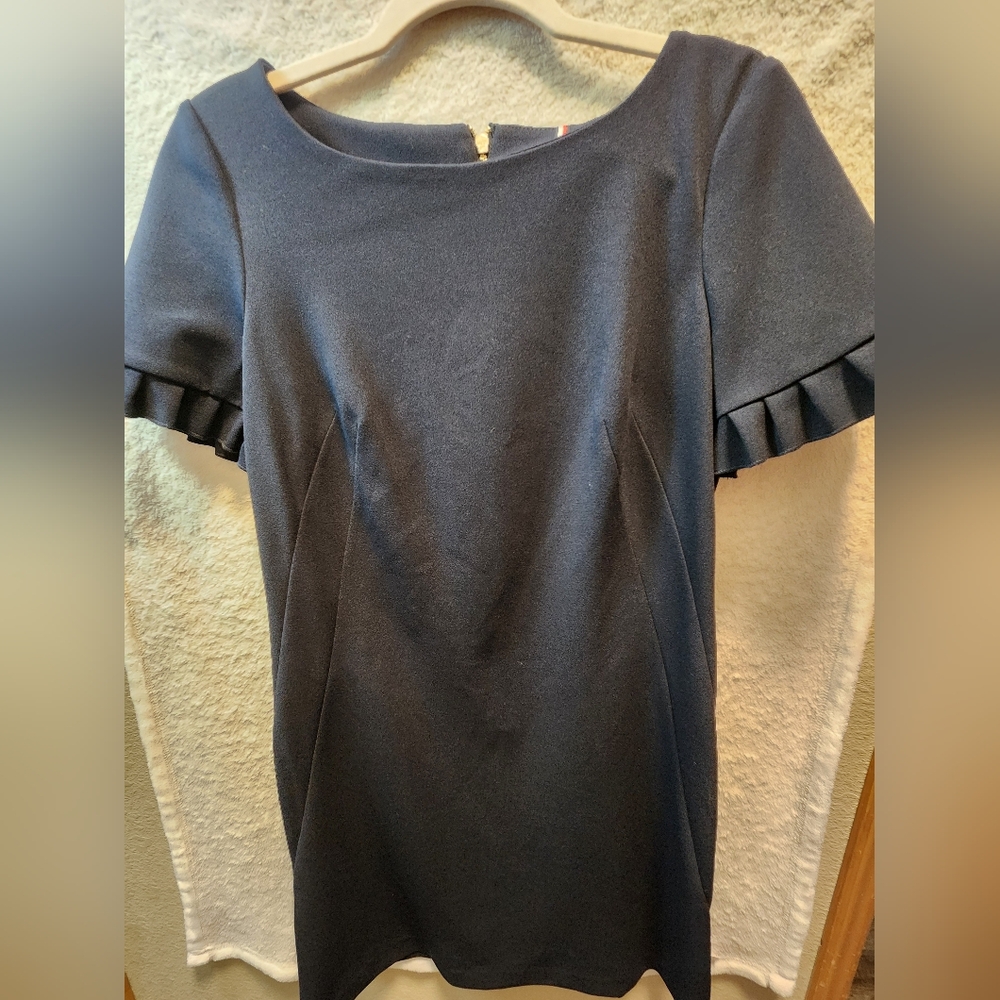 Tommy Hilfiger dress womens size 4 blue/navy scuba crepe flutter sleeves
